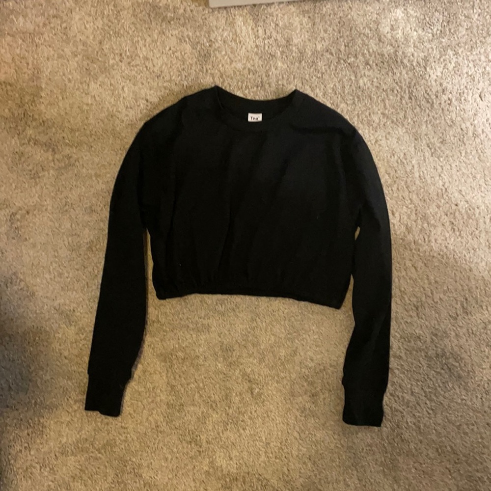 Aritzia TNA long sleeve